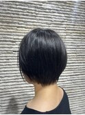 20代30代40代前下がりストレート小顔補正立体カット
