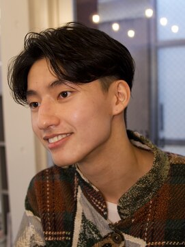 レタッチバイフィフス(RETOUCH by fifth) 原宿ニュアンスパーマルーズパーマ毛流れセンターパート色気ヘア