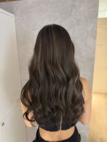 モク(mok) ダークグレージュ×ハイライト