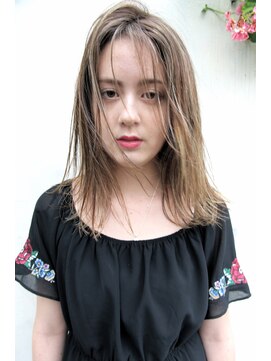 ヨッカ(YOCCA) 鎖骨下＋ホワイトアッシュ＋ハイライト2