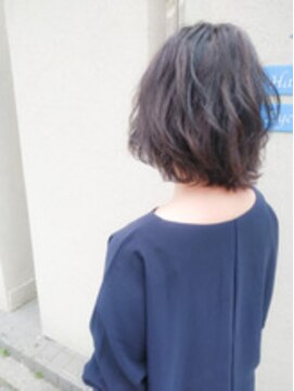 ビフィーノ イーリス 川西店(bifino iris) 白髪染め×は依頼と
