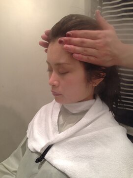 アヴェイル ヒロオ(a'vail Hiroo) ★ヘッドスパ★