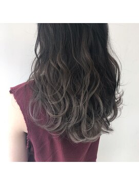 ヘアースパイス 大人女子ふんわりパーマ