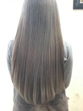 エメヘアーデザイン(eme.hair design)