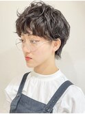 黒髪ショート×やわらかパーマ