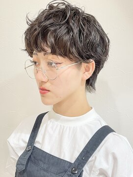 ヴォロンテ(volonte) 黒髪ショート×やわらかパーマ