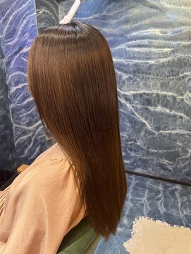 ラズリー(Lazliy) 縮毛矯正でナチュラルにストレート！