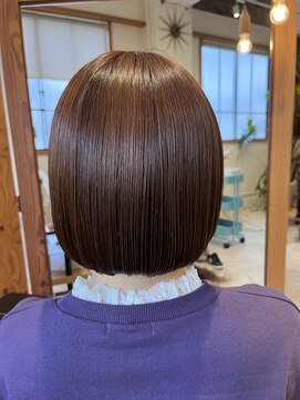 レイドバック(LAID-BACK) 【LAID-BACK 高内】丸みボブ