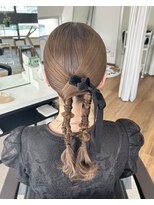 オウン(AUN)&nbsp;タイトツイン