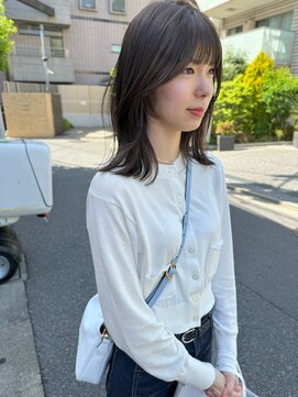 エルメ(Elme) おくれ毛も可愛いミディアムヘア★