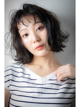 カバーヘア ブリス 戸田公園西口店(COVER HAIR bliss) オン眉黒髪くびれミディアム外ハネボブパーマv戸田公園30代40代