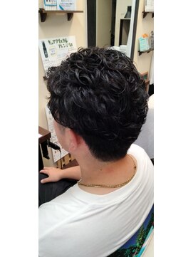ガーデン ヘアー デザイン(GARDEN Hair Design) ツーブロックパーマ