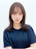 韓国風サイドバング艶感くびれ外ハネミディアムヘア