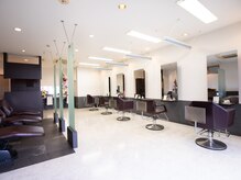 ヘアアンドメイク ドーリー(Hair&Make Dolly)
