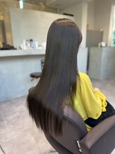 【ダメージによる広がりやぱさつきをおさえる】髪質改善トリートメントの特徴　髪質改善/縮毛矯正