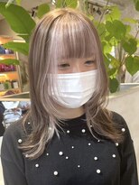 サンクマーケット 渋谷(cinq MARKET)&nbsp;渋谷ミルクティーベージュハイトーンカラーヘーゼルベージュ30代