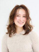 シェノン 赤羽店(CHAINON)&nbsp;ミディアム外国人風ふわ巻きスタイルイルミナカラー透明感