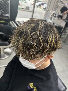 ルートバイドット 町田店(root by dot.) メンズハイライト×スペインカール風ツイストスパイラル