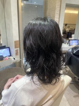 ヴィサージュプラス(VISAGE plus) 抜け感ウェーブパーマ
