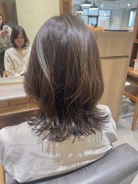 エテレ(etele) 切りっぱなしボブレイヤー