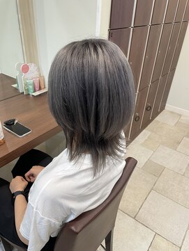 アッシュ 久が原店(Ash) 赤み消しカラーで叶える上品グレージュ