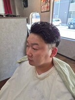 モノガタリ シアター(MONOGATARI。THEATER) 刈り上げ×癖っ毛活かしスタイル