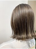 Lien☆ハイライトカラー×フォギーベージュ×耳かけボブ