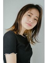 フェティッシュ(fetish)&nbsp;インナーカラーストレートミディアム