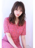 アッシュブラウンの大人かわいいブランジュ小顔くびれセミディ