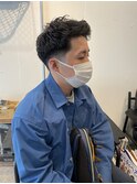 メンズ刈り上げ短髪ナチュラルフェードフェザーアップ