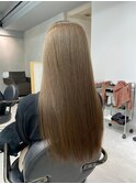 オリーブベージュ_タイトストレート_髪質改善