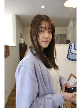 ムク(Muku) さらっとロングにレイヤーカット