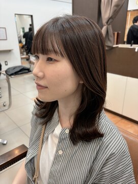 ソワンドゥブレス 大日店 (soin de brace) ・アッシュブラウン×外ハネミディ