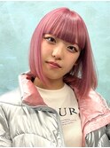 ピンク　ボブ　前下がり　ラベンダーピンク　ハイトーン