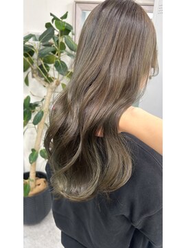 クレット(CLETO) 赤み消しオリーブ◯   HONOKA