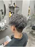 ハイトーンホワイトメッシュ/ツイストパーマ