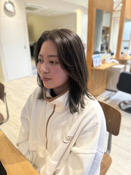 ナイアバイアヌエヌエ(naia by anuenue) くびれカット