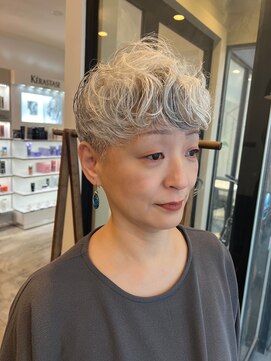 ティー リュクスボーテ(T LUXE BEAUTE) Grace Curl Short(グレイスカールショート)