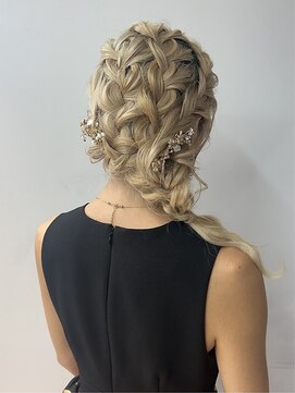 ヴェイン 渋谷(vain) 10代20代30代◎パーティースタイルモテ髪編みおろし