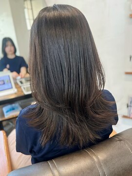 アリスバイアフロート 自由が丘(ALICe by AFLOAT) 鎖骨ミディアム/くびれレイヤー/ひし形【自由が丘】