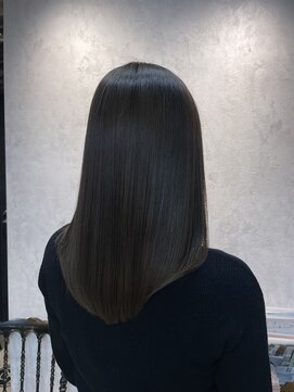 ロジ イン トゥバレー(LOWG in TOWVALLEY) 髪質改善トリートメント【水素】