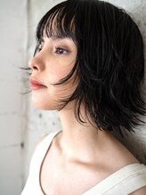 【大人ショート×ひし形レイヤー】首元スッキリなひし形シルエットが叶う大人ショートレイヤー☆【関内駅】