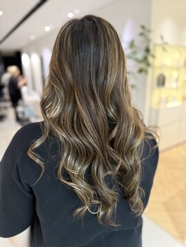 美容室に頻繁に来れない方にもおすすめです。