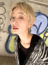 パーソナルカラー診断で透明感と血色感を引き出し、第一印象から変える