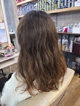 ラシクベル(Lashiku Belle) セミロングパーマ  01.28