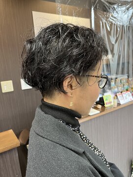 ユーシャイン(YOU SHINE) くせ毛活かしカッコいいかりあげショート20代30代40代50代