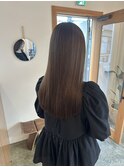 柔らかいグレージュ