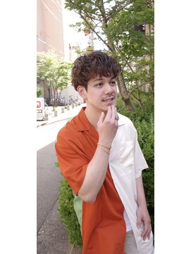 スピンオフシフト(SPIN-OFF SHIFT) 外国人風パーマ