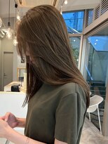 シアン(SYAN)&nbsp;【清水】オリーブベージュミディアムブリーチなし透明感カラー