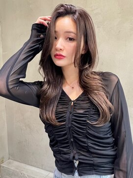 ロイド(Lloyd) 【Lloyd大宮】シルバーグレー×ゆるふわ巻き